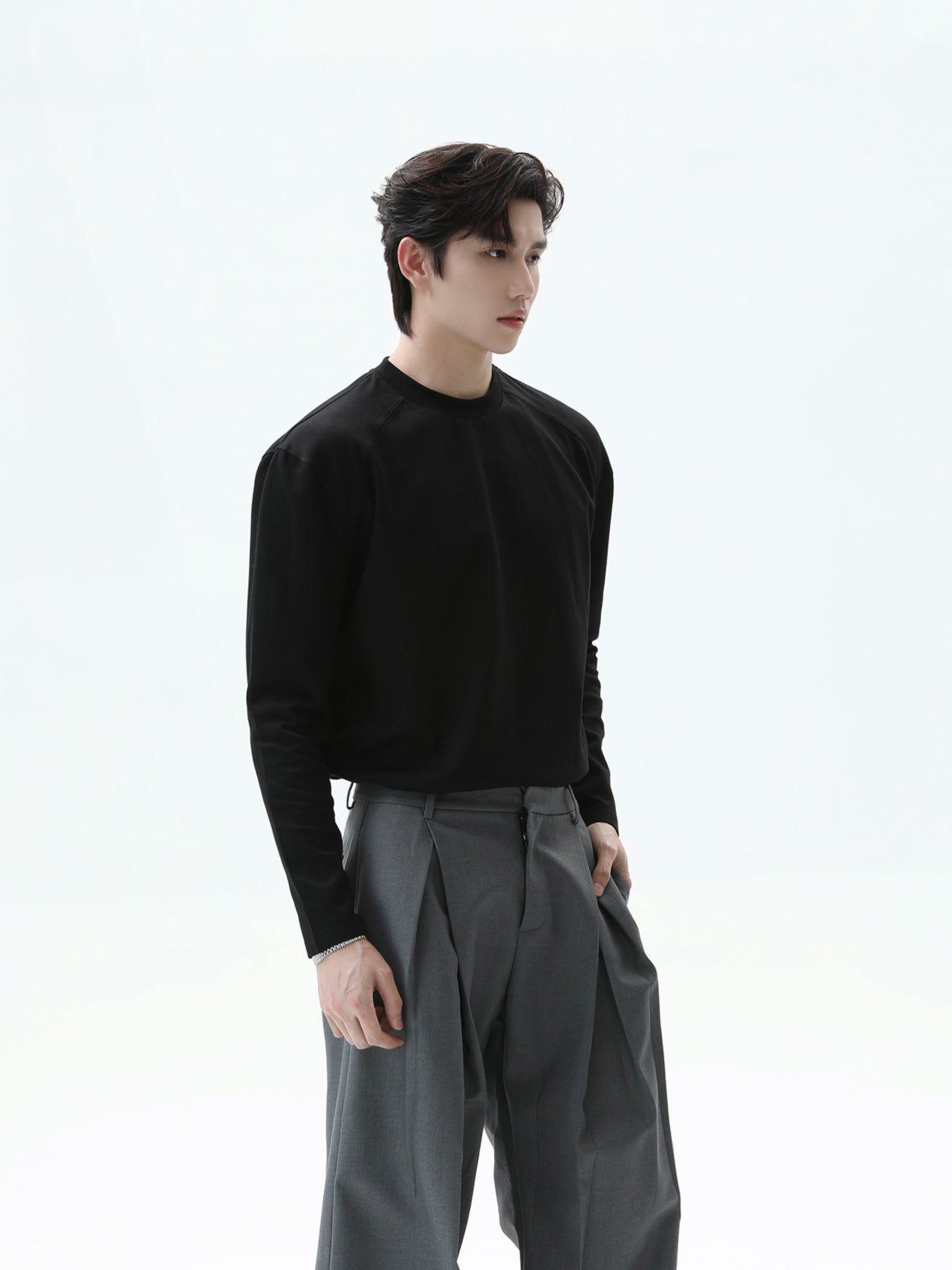 BNB Perfect Crew Neck Long T-shirt (4color)